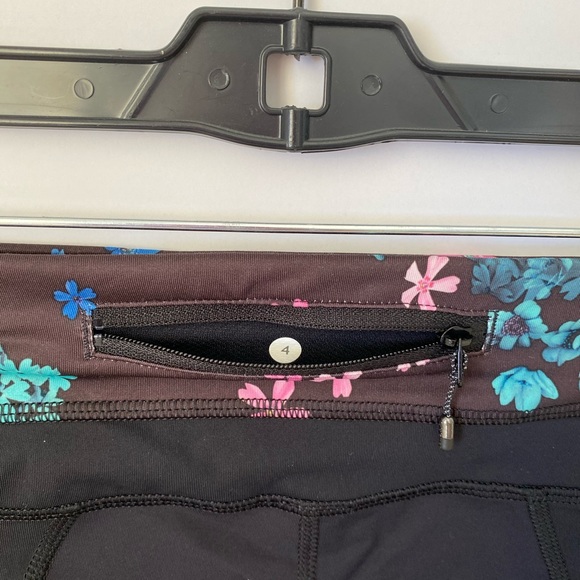 Lululemon Crop - Picture 4 of 4